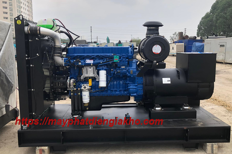 gia-kho-may-phat-dien-vman-400kVA-1