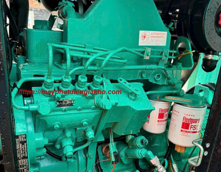 gia-kho-may-phat-dien-cummins-75kVA-cu-6